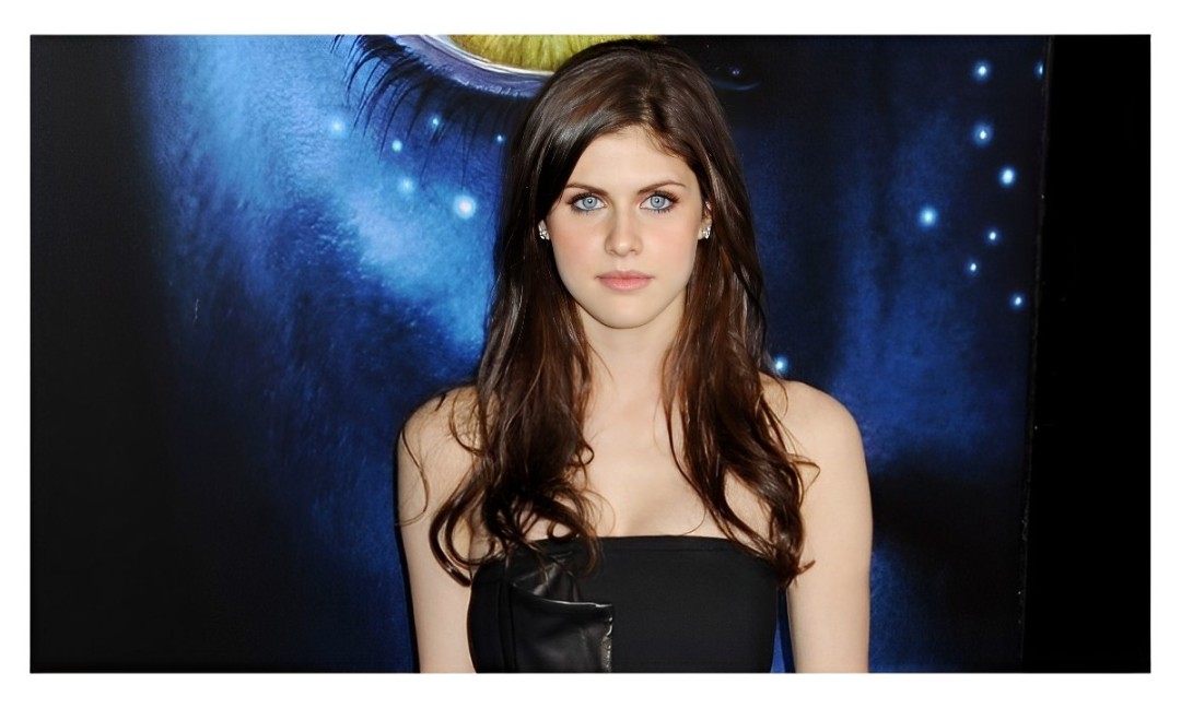 Alexandra Daddario Measurements, Bio, Height, Weight, Shoe, and Bra Size